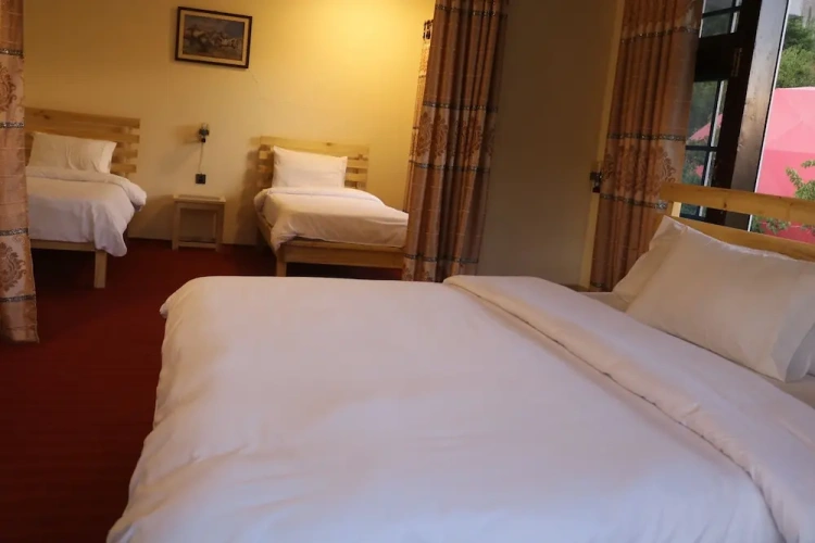 Deluxe Quadruple room