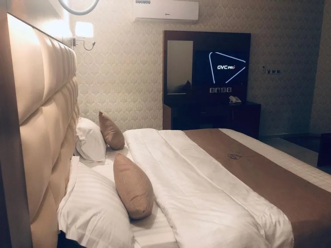 Luminous Diamond Suites