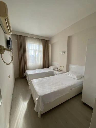 Standard Twin room with city view