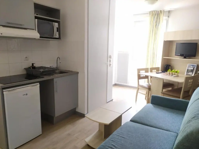 1 Bedroom Apartment
