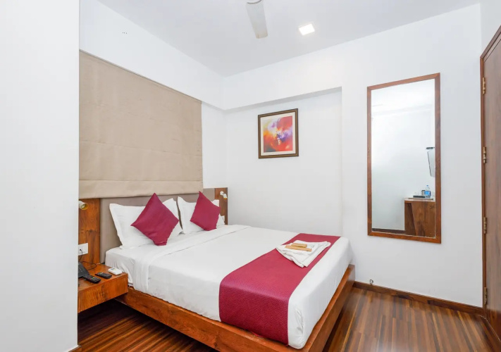 J ESVI Hotels