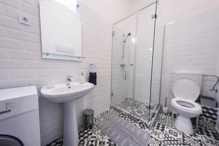 Central Luxury 4A