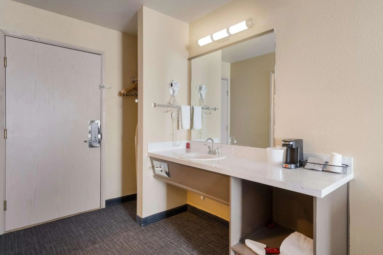 Surestay By Best Western Wells photo 11