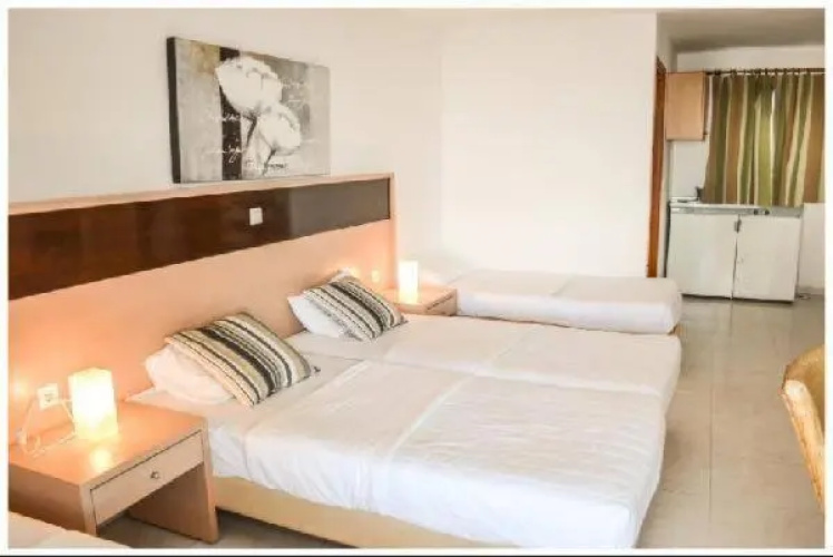 Minos Beach Hotel
