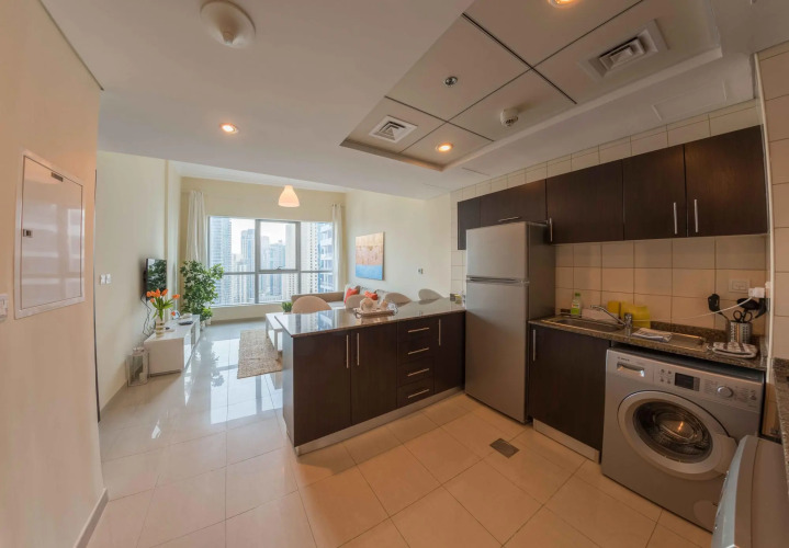 Incredible apartment at the top of Dubai Marina - Image 8