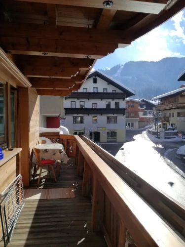 1 Bedroom Standard Quadruple room with balcony