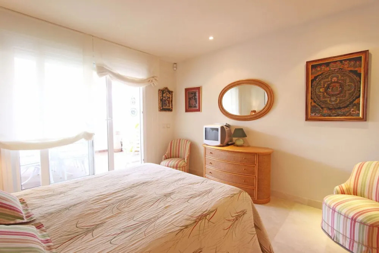 1105 Beachfront Apartment Marbella Golden Mile 4 Pools