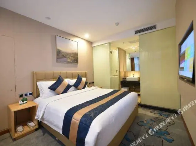 Deluxe Family Suite