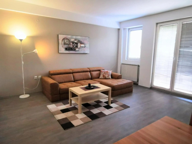Cozy Two Bedroom Apartment 8