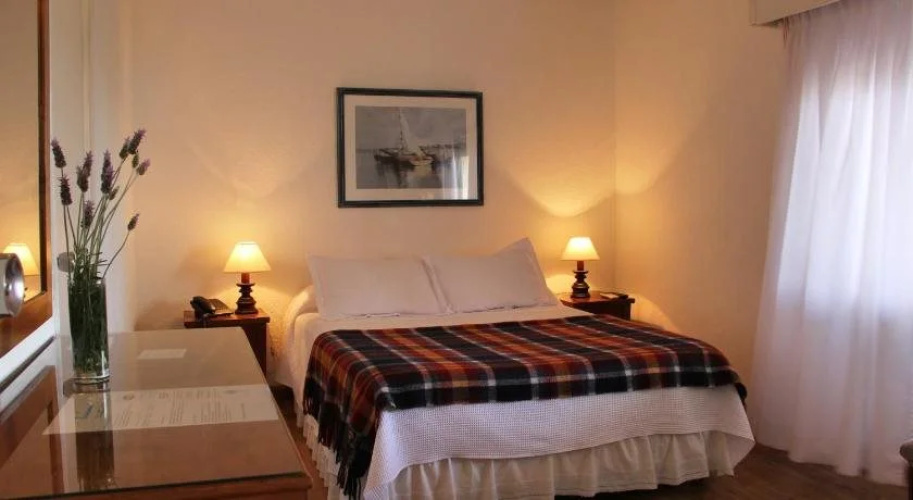 Hotel Bravamar