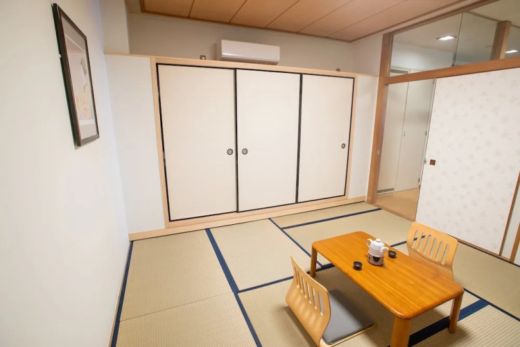 Touka House 4F