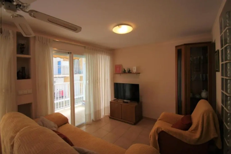 3 Bedrooms Apartment