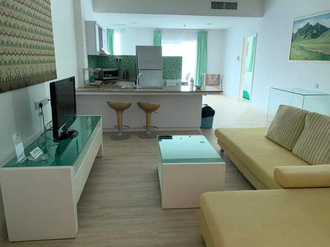 2 Bedrooms Apartment