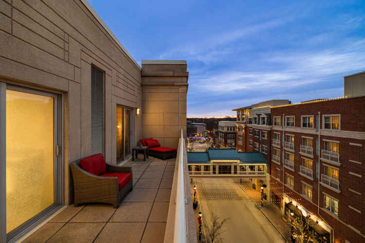 Hotel Indigo Naperville Riverwalk photo 27