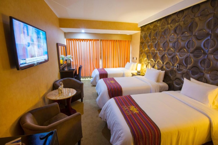 Standard Triple room