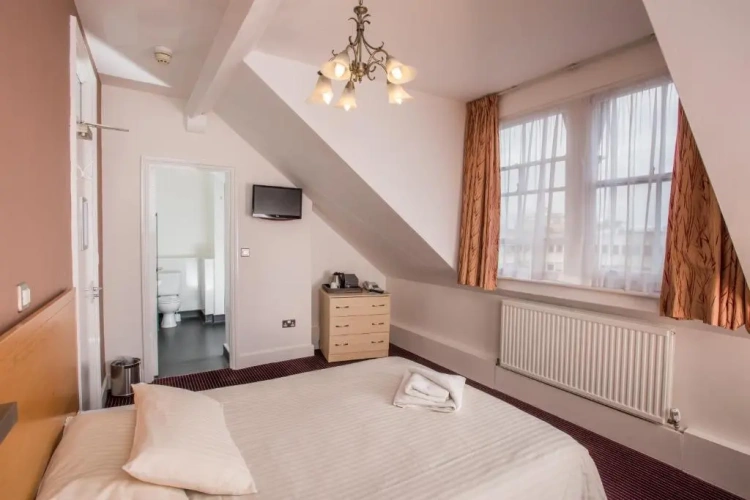 Standard Single room