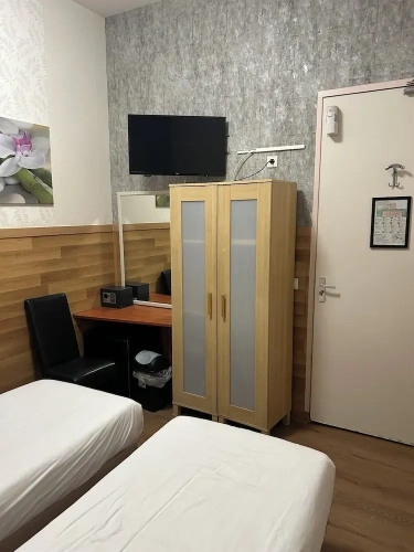 Economy Twin room