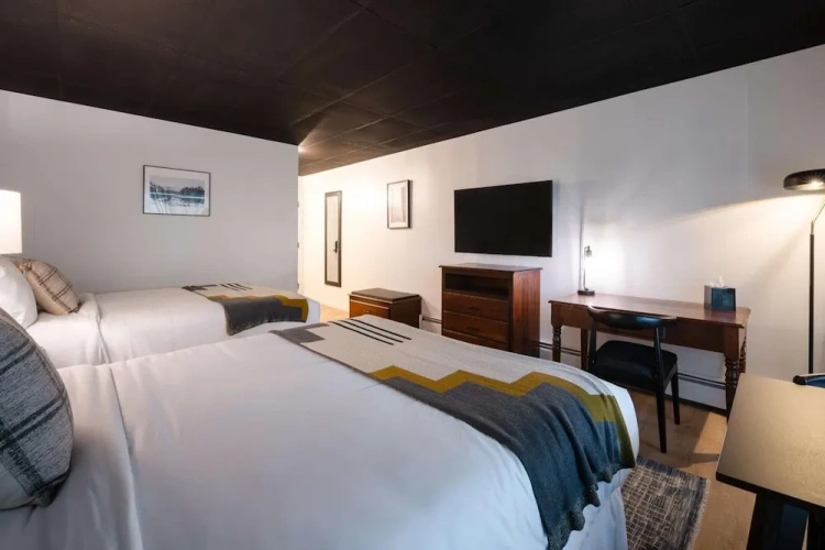 Deluxe Quadruple room