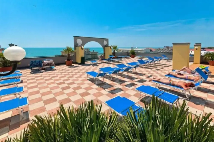 Cristoforo Colombo Holiday Complex in Caorle, Close to the Beach