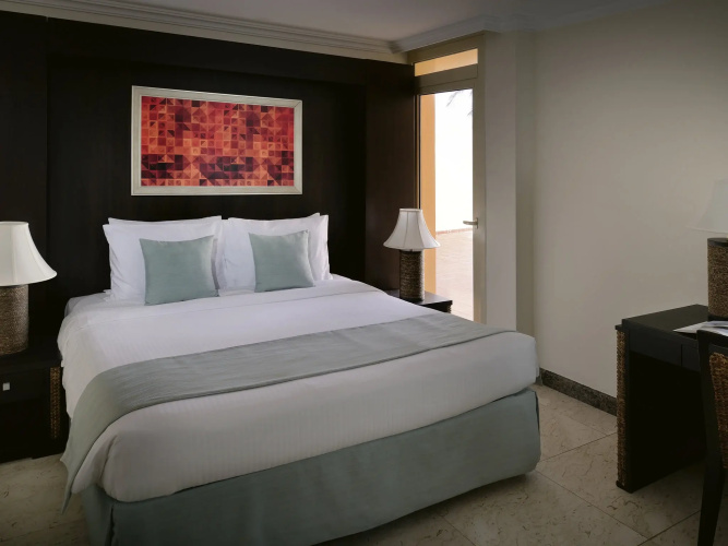 Al Nawras Island Resort