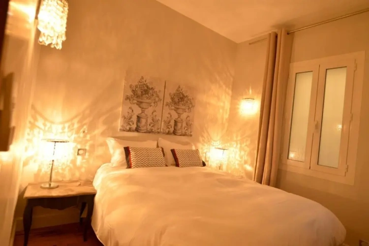 2 Bedrooms Deluxe Apartment