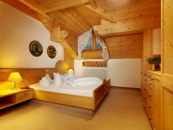 Hotel Weisseespitze