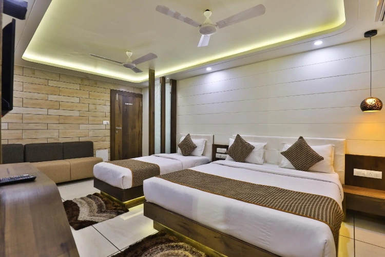 Deluxe Triple room