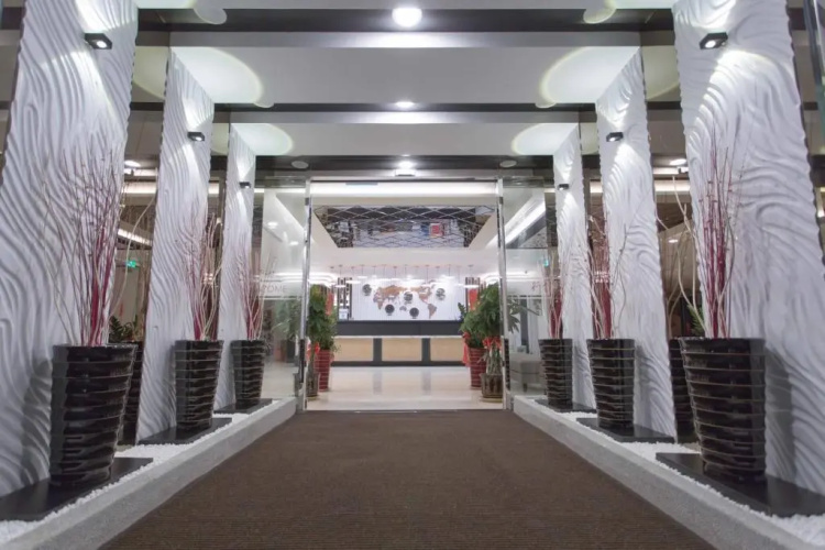Seeing Inn
