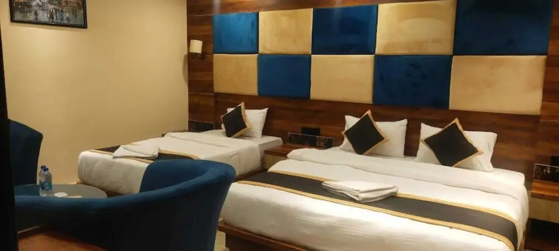 Poddar Residency