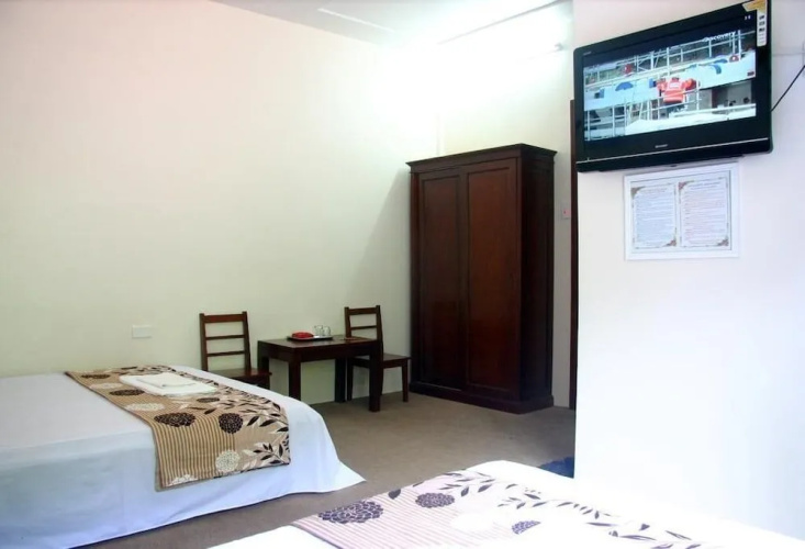 Cat Ba Rainbow Travel & Hotel