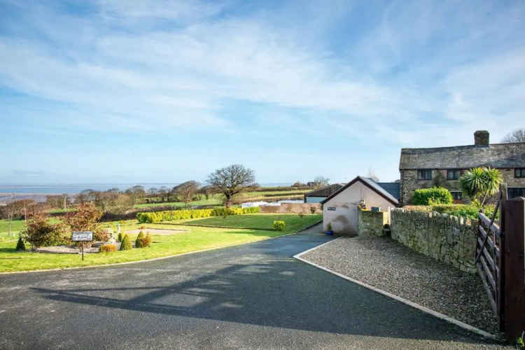 Sea Views Cottage