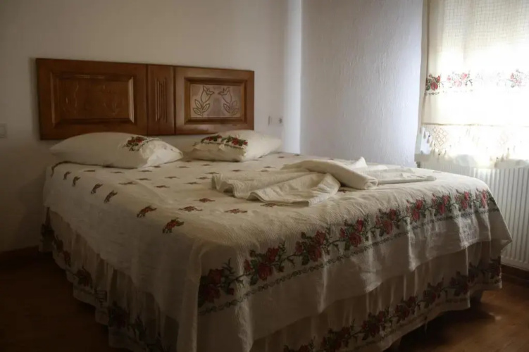 Birgi Cinaralti Pansiyon