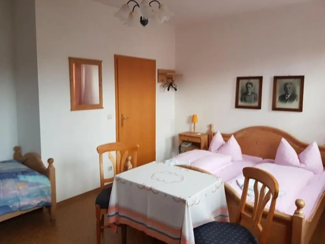 Classic Triple room