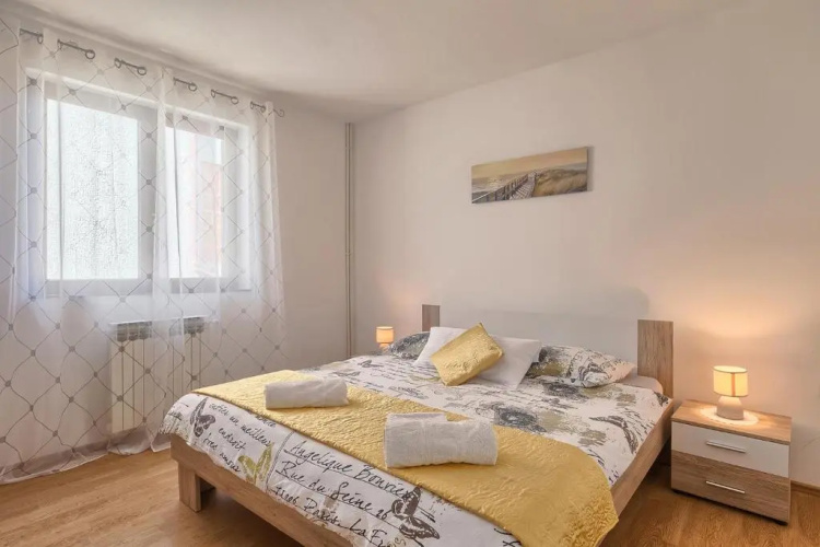 Apartman D&D, Dvorine 63