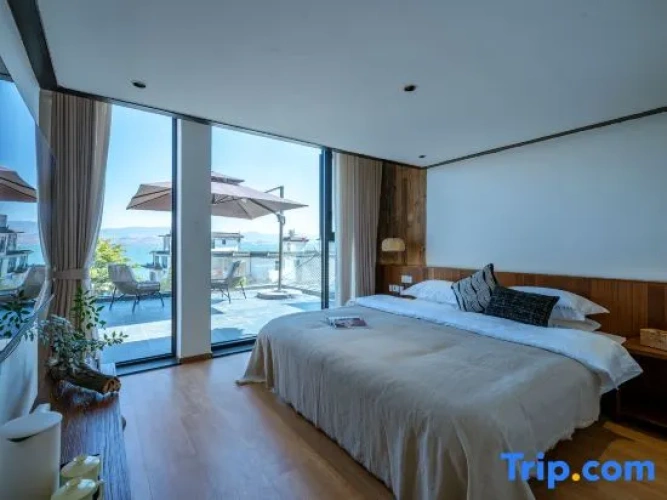 Standard Twin Duplex room with ocean view