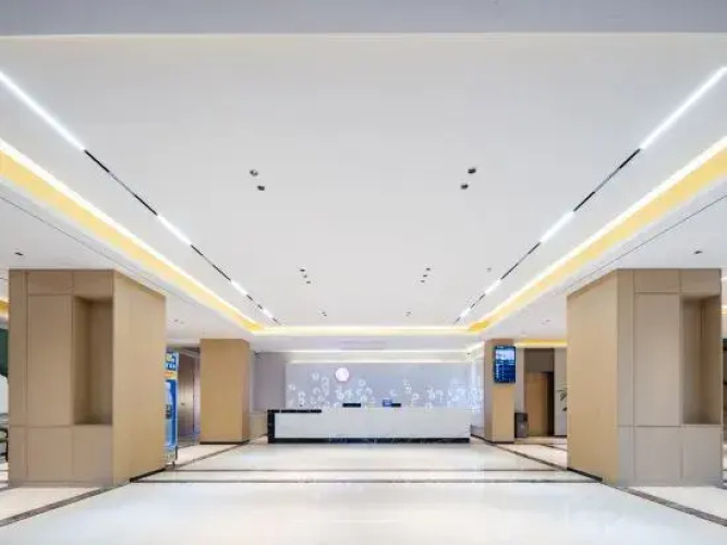 Liqi·Yu Hotel (Yuzhou Nadazhen Summer Plaza)