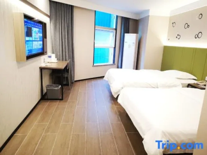 Standard Twin Family room
