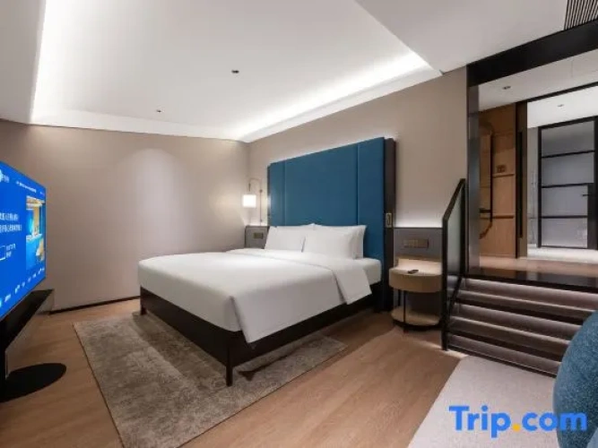 1 Bedroom Suite with river view