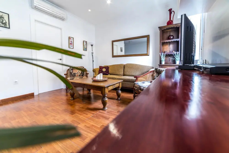 Casas de Campos - Quiet but Central