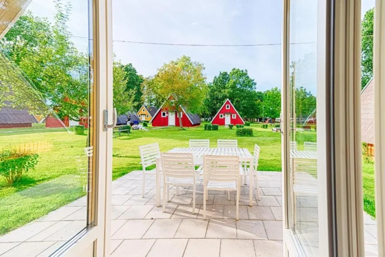 1 Bedroom Twin Cottage