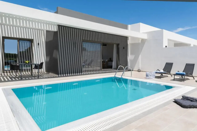 Armonia Suites