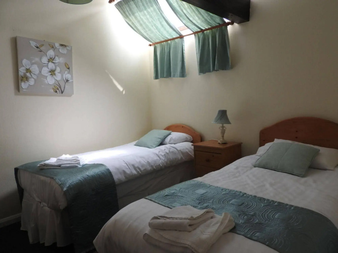 Newton House Hotel
