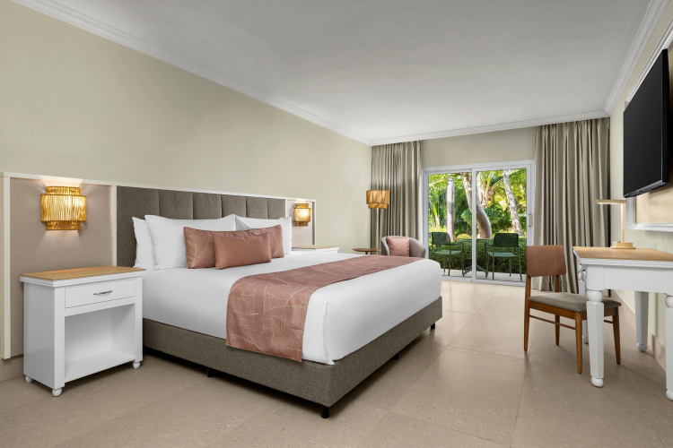 Wyndham Alltra Punta Cana All Inclusive Resort photo 6
