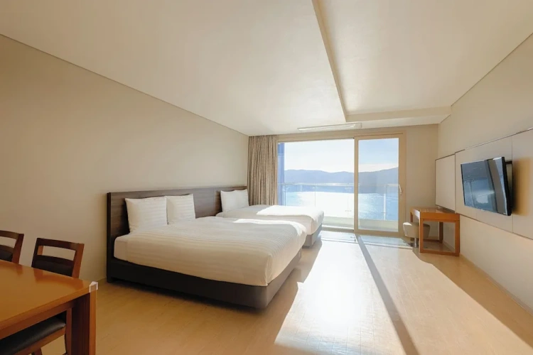 Standard Family room with panoramic view