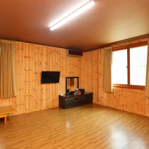 Grand room
