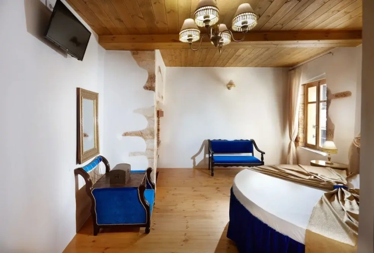 Executive Suite with city view