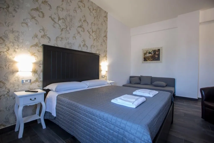 Standard Quadruple room with balcony