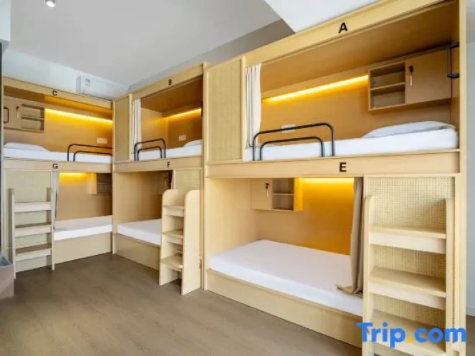 Bed in Dorm (female dorm)