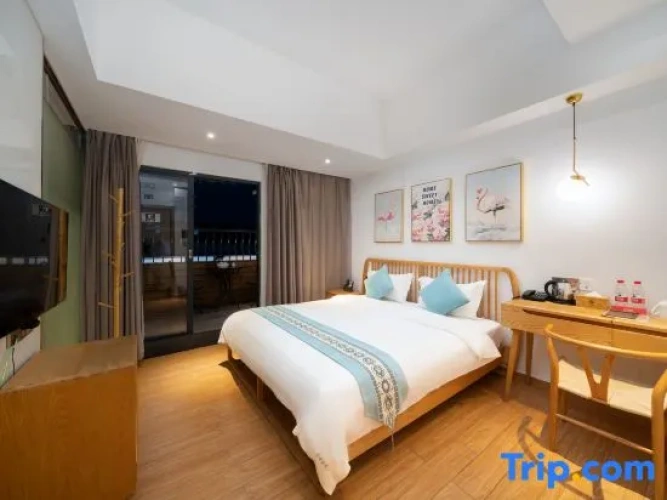 Standard Double room with balcony