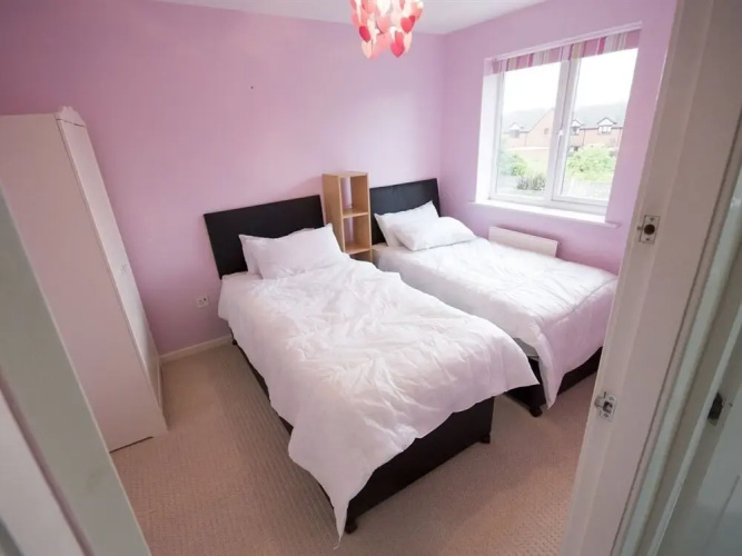 Cheshire Chambers - Pentland Close